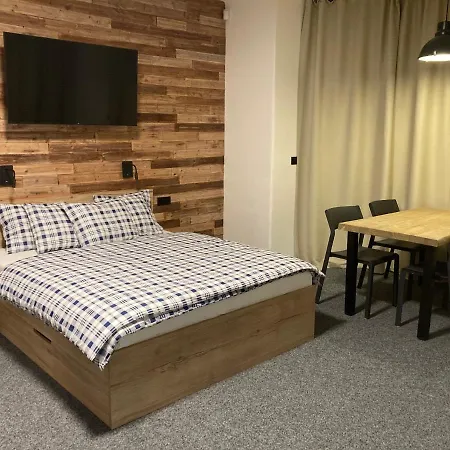 克罗奈德休闲酒店 招待所